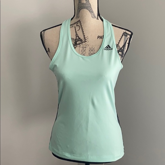 - Adidas climalite workout top - Picture 2 of 7